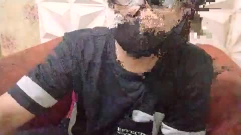 Snapshot of yutuando chatting on October 27, 3:43 am yutuando online show from October 27, 3:43 am