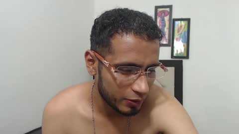 yuyussthh online show from November 20, 4:56 am