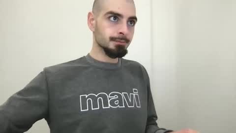 yvesbunnny online show from December 15, 5:06 pm