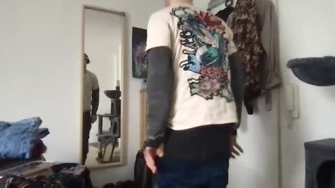 yvesbunnny online show from January 6, 1:37 pm