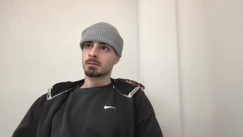 yvesbunnny online show from February 5, 8:35 pm