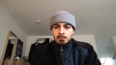 yvesbunnny online show from February 7, 7:45 am