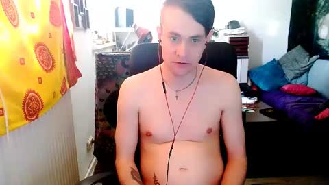 Snapshot of yyscript chatting on March 7, 3:49 pm online show from March 7, 3:49 pm