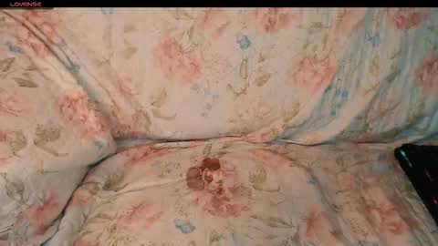 yzza_suave online show from March 23, 10:03 pm