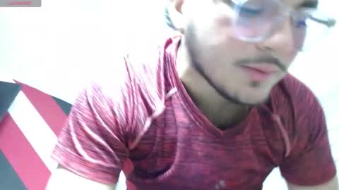 Snapshot of zac_golden chatting on May 23, 11:58 am Zack online show from May 23, 11:58 am