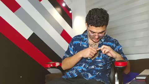 Snapshot of zac_golden chatting on June 2, 12:18 pm Zack online show from June 2, 12:18 pm