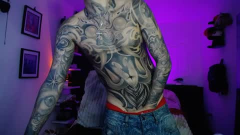 zac_muller1 online show from May 12, 6:54 am