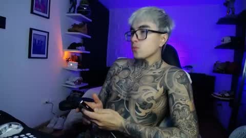 Snapshot of zac_muller1 chatting on June 21, 2:25 am zac_muller1 online show from June 21, 2:25 am
