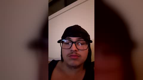 Snapshot of zach_baby chatting on February 11, 8:08 am zach_baby online show from February 11, 8:08 am