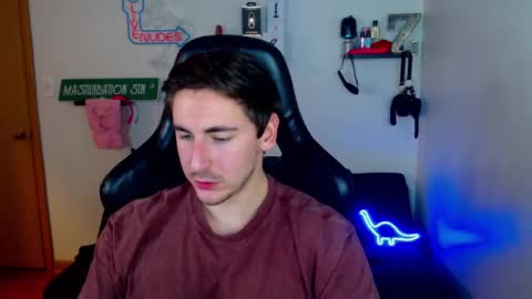 Snapshot of zach_rhyder chatting on January 6, 12:16 am Zach Rhyder online show from January 6, 12:16 am