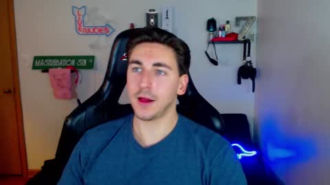 Snapshot of zach_rhyder chatting on January 9, 2:01 am Zach Rhyder online show from January 9, 2:01 am