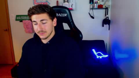 Snapshot of zach_rhyder chatting on February 5, 2:08 am Zach Rhyder online show from February 5, 2:08 am