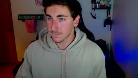 Snapshot of zach_rhyder chatting on February 20, 3:12 am Zach Rhyder online show from February 20, 3:12 am