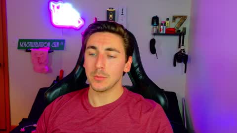 Snapshot of zach_rhyder chatting on March 10, 12:40 am Zach Rhyder online show from March 10, 12:40 am