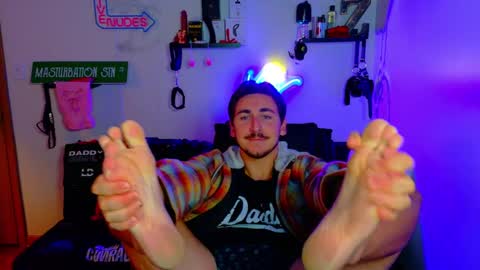 Snapshot of zach_rhyder chatting on October 21, 1:06 am Zach Rhyder online show from October 21, 1:06 am