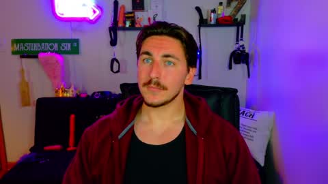 Snapshot of zach_rhyder chatting on May 27, 1:24 am Zach Rhyder online show from May 27, 1:24 am