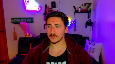 Snapshot of zach_rhyder chatting on May 29, 1:25 am Zach Rhyder online show from May 29, 1:25 am