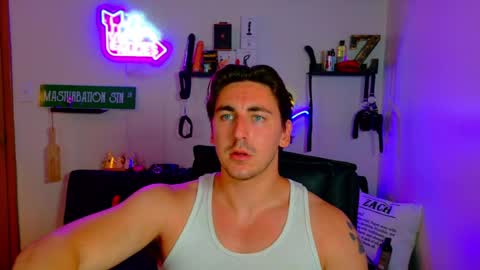 Snapshot of zach_rhyder chatting on June 9, 2:12 am Zach Rhyder online show from June 9, 2:12 am
