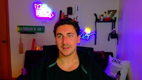 Snapshot of zach_rhyder chatting on June 30, 2:34 am Zach Rhyder online show from June 30, 2:34 am