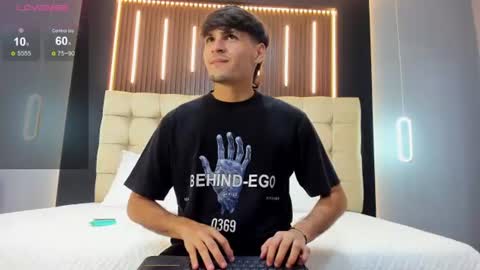 Snapshot of zack23__ chatting on June 12, 3:05 am zack23__ online show from June 12, 3:05 am