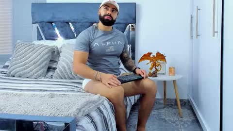 Richard online show from February 12, 12:55 pm