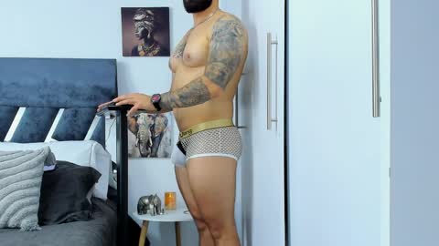 Richard online show from April 8, 1:22 pm