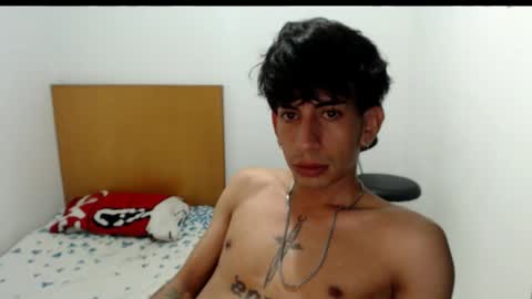 Snapshot of zack_kingg chatting on April 21, 5:06 pm Zack King online show from April 21, 5:06 pm