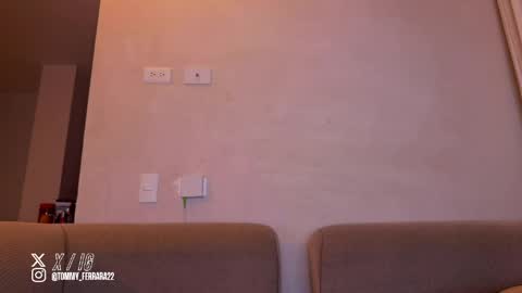 zack_sullivan22 online show from April 8, 4:12 am