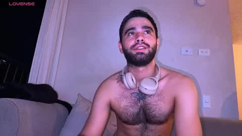Snapshot of zack_sullivan22 chatting on May 15, 11:01 pm zack_sullivan22 online show from May 15, 11:01 pm