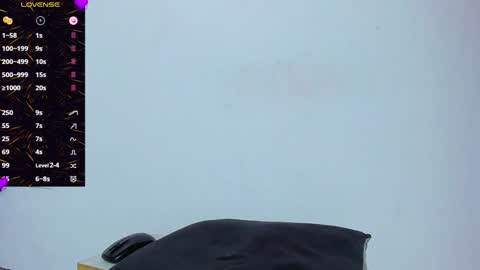 Snapshot of zackcum_ chatting on December 29, 7:06 am for you Zack online show from December 29, 7:06 am