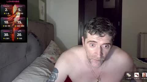 Snapshot of zackhot31 chatting on May 27, 1:57 am Ivan online show from May 27, 1:57 am