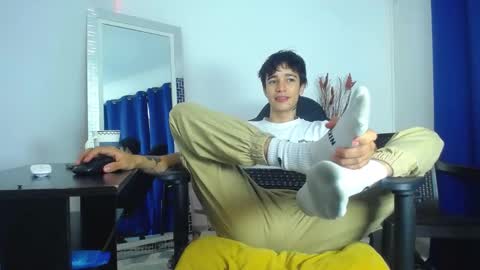 zack online show from February 5, 8:35 pm