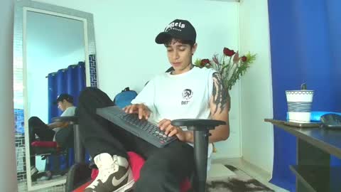 zack online show from February 11, 8:52 pm