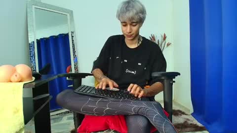 zack online show from February 26, 11:59 pm