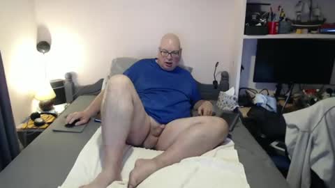 Snapshot of zacsmithuk chatting on February 26, 11:52 am Zac Smitj online show from February 26, 11:52 am