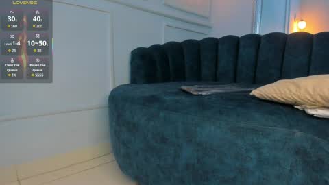 Zafiro  online show from April 22, 7:37 pm