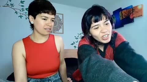 Snapshot of zafira_raven chatting on June 5, 3:51 pm zafira_raven online show from June 5, 3:51 pm