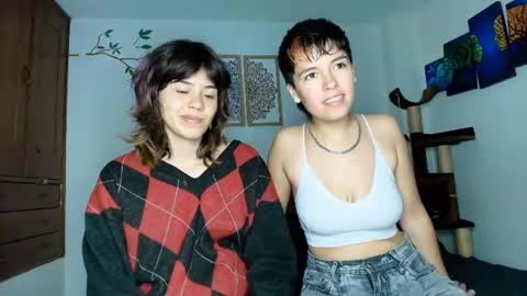 Snapshot of zafira_raven chatting on July 13, 3:42 am zafira_raven online show from July 13, 3:42 am