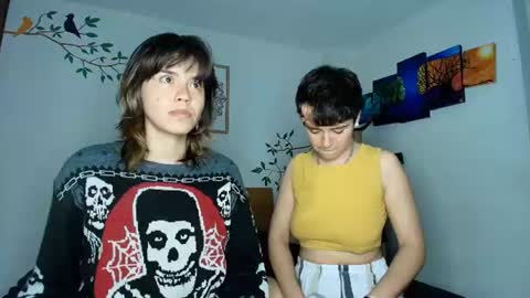 Snapshot of zafira_raven chatting on August 9, 3:44 am zafira_raven online show from August 9, 3:44 am