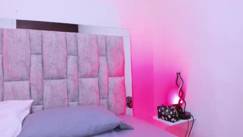 zafira online show from February 18, 7:54 pm