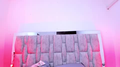 zafira online show from March 3, 6:36 pm