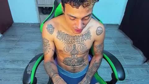 BiG Zafiro online show from March 15, 12:11 pm