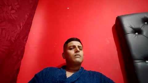 Snapshot of zagros07 chatting on March 27, 11:04 pm zagros07 online show from March 27, 11:04 pm