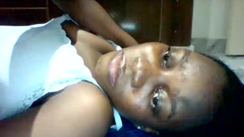 Snapshot of zainxxxx chatting on April 21, 7:06 pm zainxxxx online show from April 21, 7:06 pm