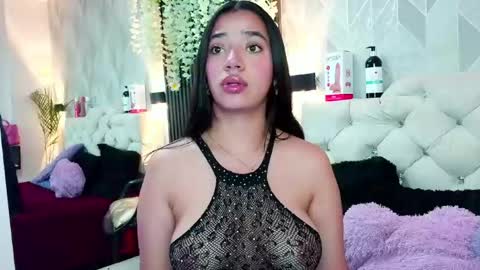 Snapshot of zaira_bonny chatting on June 18, 3:05 pm Zaira Bonny online show from June 18, 3:05 pm