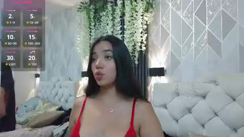 Snapshot of zaira_bonny chatting on August 7, 6:43 pm Zaira Bonny online show from August 7, 6:43 pm