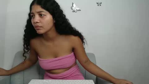 zaira online show from December 4, 9:18 am