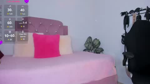 Snapshot of zaira_montero chatting on July 10, 5:01 am Zaira online show from July 10, 5:01 am
