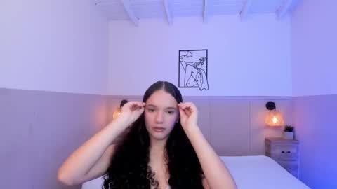 Zaira Pussy extreme online show from October 18, 7:47 pm