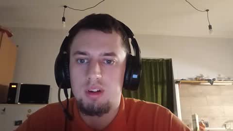 Zack online show from March 4, 9:10 pm